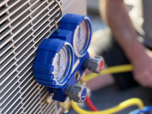 Artisan tous corps d’état en Charente-Maritime : rénovation maison, salle de bain, cuisine, maçonnerie, extension, pompe à chaleur, plomberie. Devis gratuit et accompagnement personnalisé.